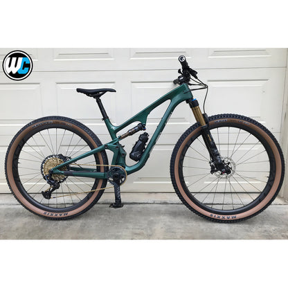 Llantas Maxxis 27.5 Rekon Race Rin 27.5x2.25 Lateral Café Color Negro/marrón