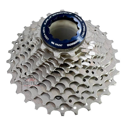 Kit 11v Pacha Shimano R8000 Ultegra 11-30 + Cadena Kmc X11 Gris