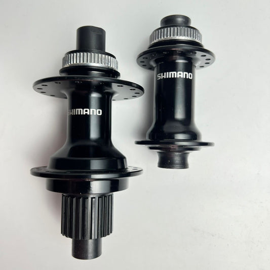 Manzanas Shimano Deore Eje Pasante 32h 12v