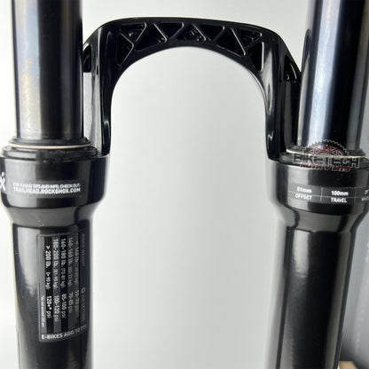 Suspensión/ Tenedor Rock Shox 29 Aire Judy Bloqueo Al Hombro