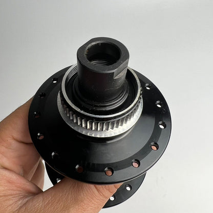 Manzana Trasera Shimano 12 Velocidades Micro Spline Pasante